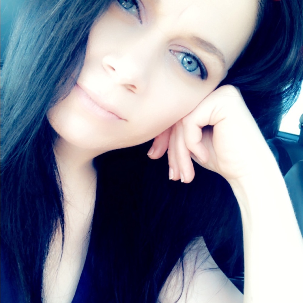 Meet your Posher, Misty